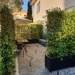 Luxury Bed & Breakfast 4*