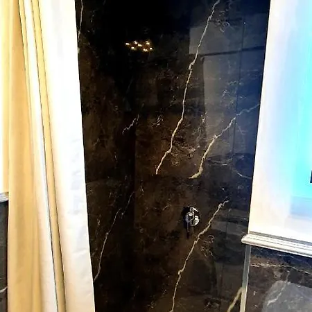 Luxury * Ercolano